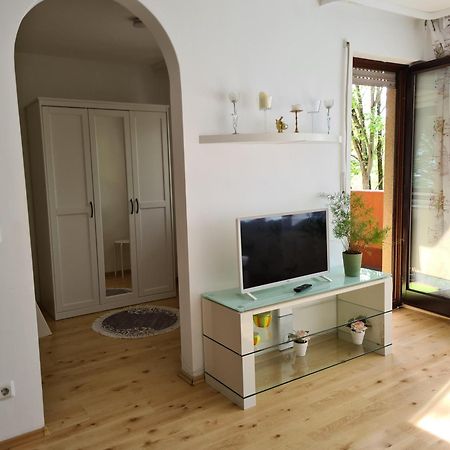 Wohnung Am Gruenen, Naehe Stadtzentrum Und Hauptbahnhof, Wlan Inklusive Fürth Exteriör bild