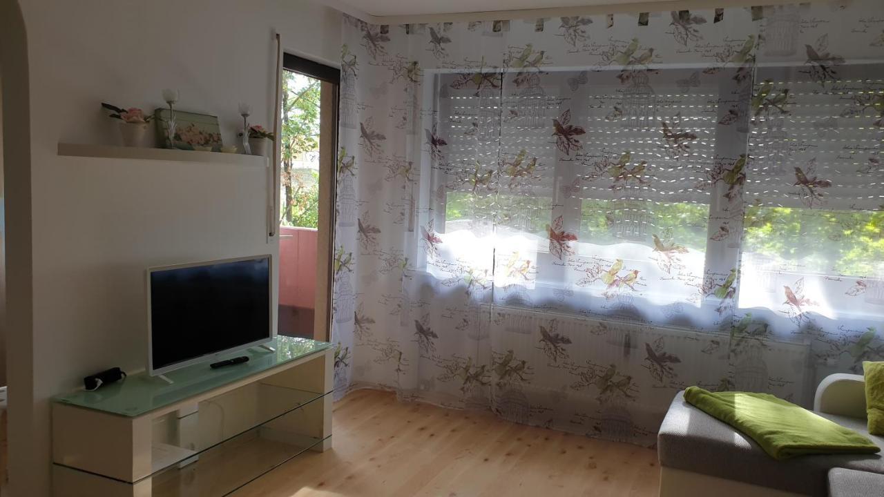 Wohnung Am Gruenen, Naehe Stadtzentrum Und Hauptbahnhof, Wlan Inklusive Fürth Exteriör bild