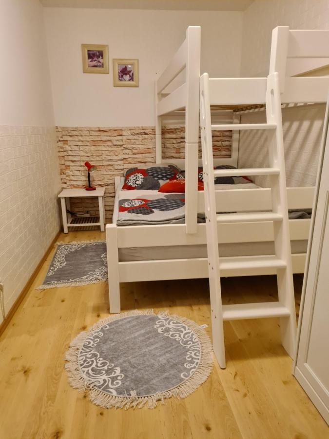 Wohnung Am Gruenen, Naehe Stadtzentrum Und Hauptbahnhof, Wlan Inklusive Fürth Exteriör bild